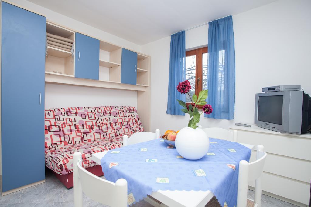 Apartments Prenc Pisuko Ρόβινι Δωμάτιο φωτογραφία